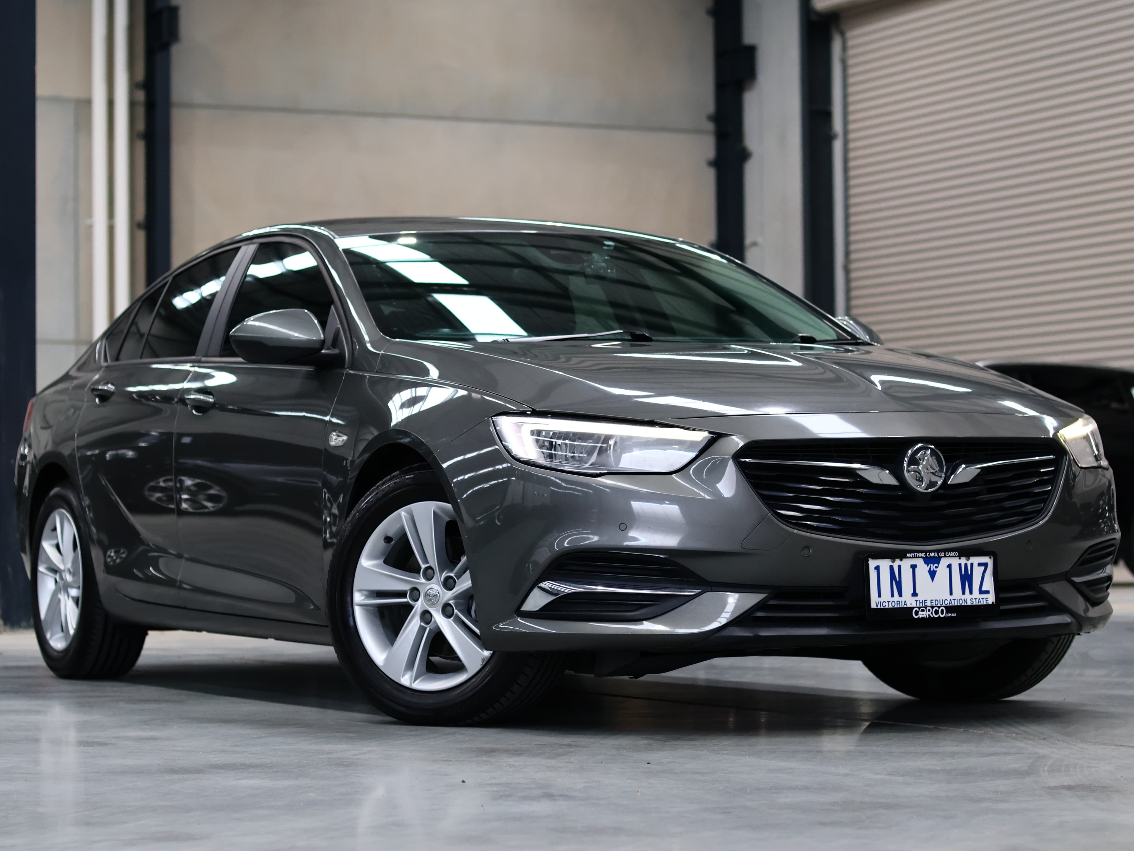 2018 Holden Commodore ZB MY18 LT Liftback 5dr Spts Auto 9sp 2.0T — photo 1 of 18